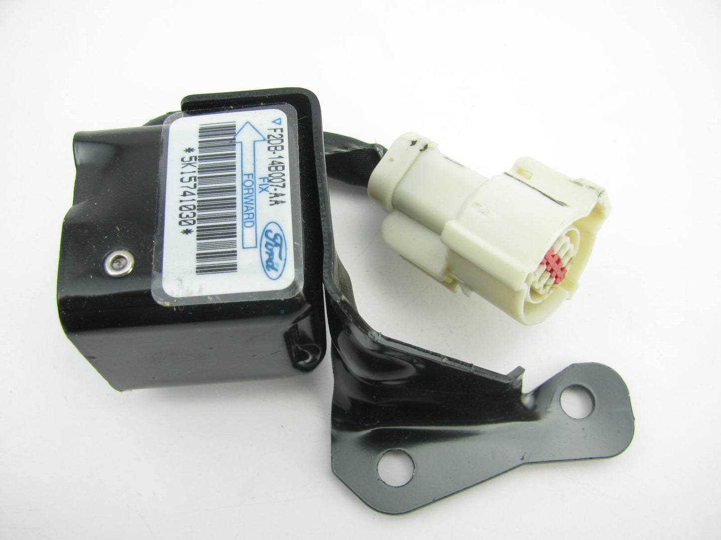 NEW - OUT OF BOX - GENUINE OEM Ford F2DB-14B007-AA Sensor REAR