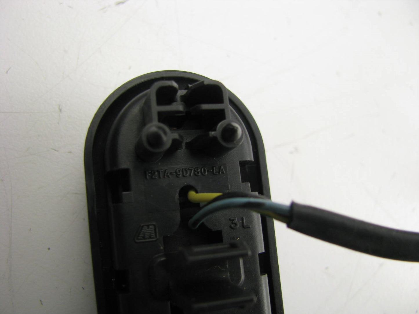 NEW - OUT OF BOX - OEM Ford F2TA-9D780-EA Cruise Control Switch - SW-5878