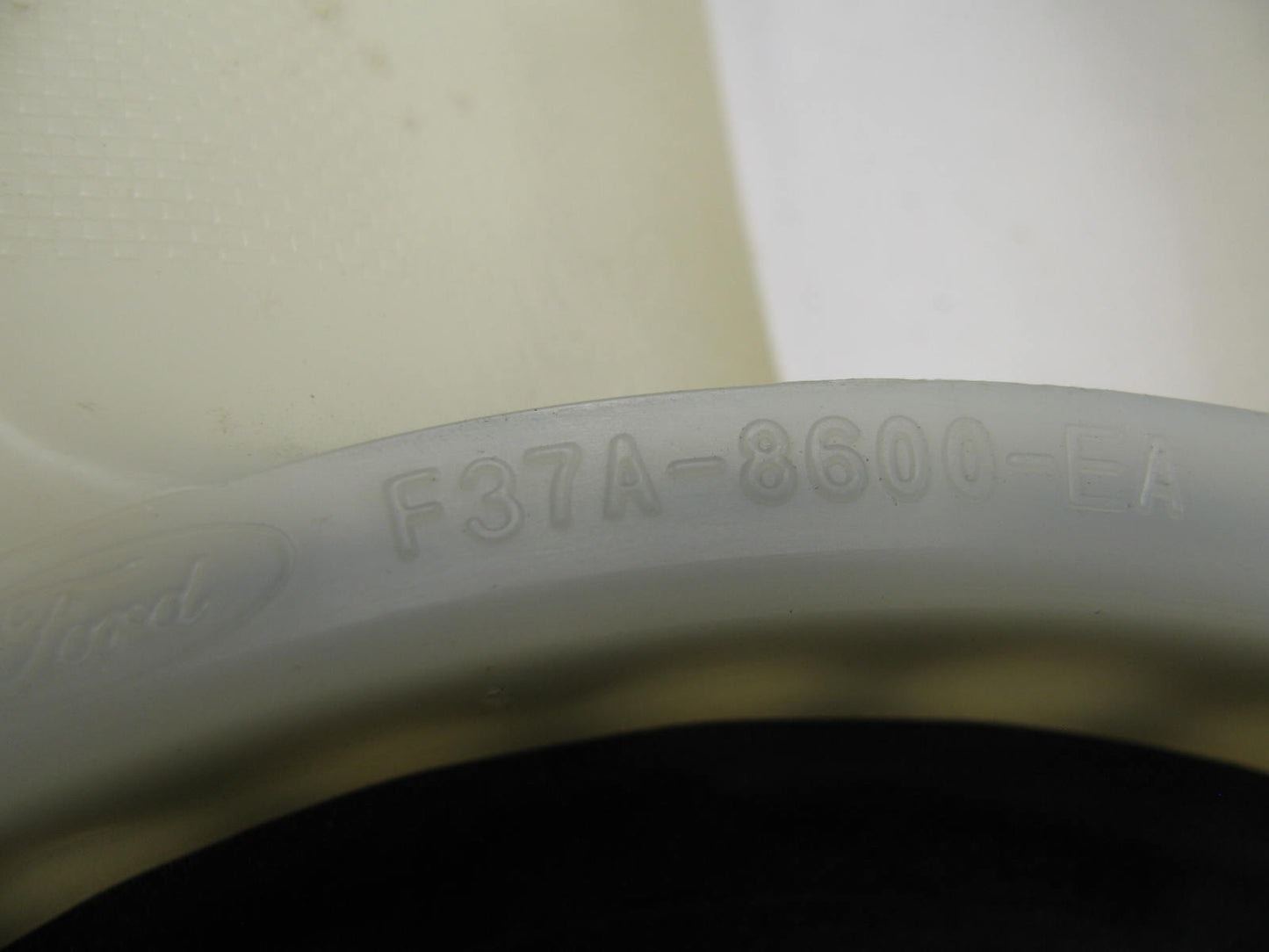 NEW - OUT OF BOX - OEM Ford F37A-8600-EA Radiator 9-blade Cooling Fan Blade