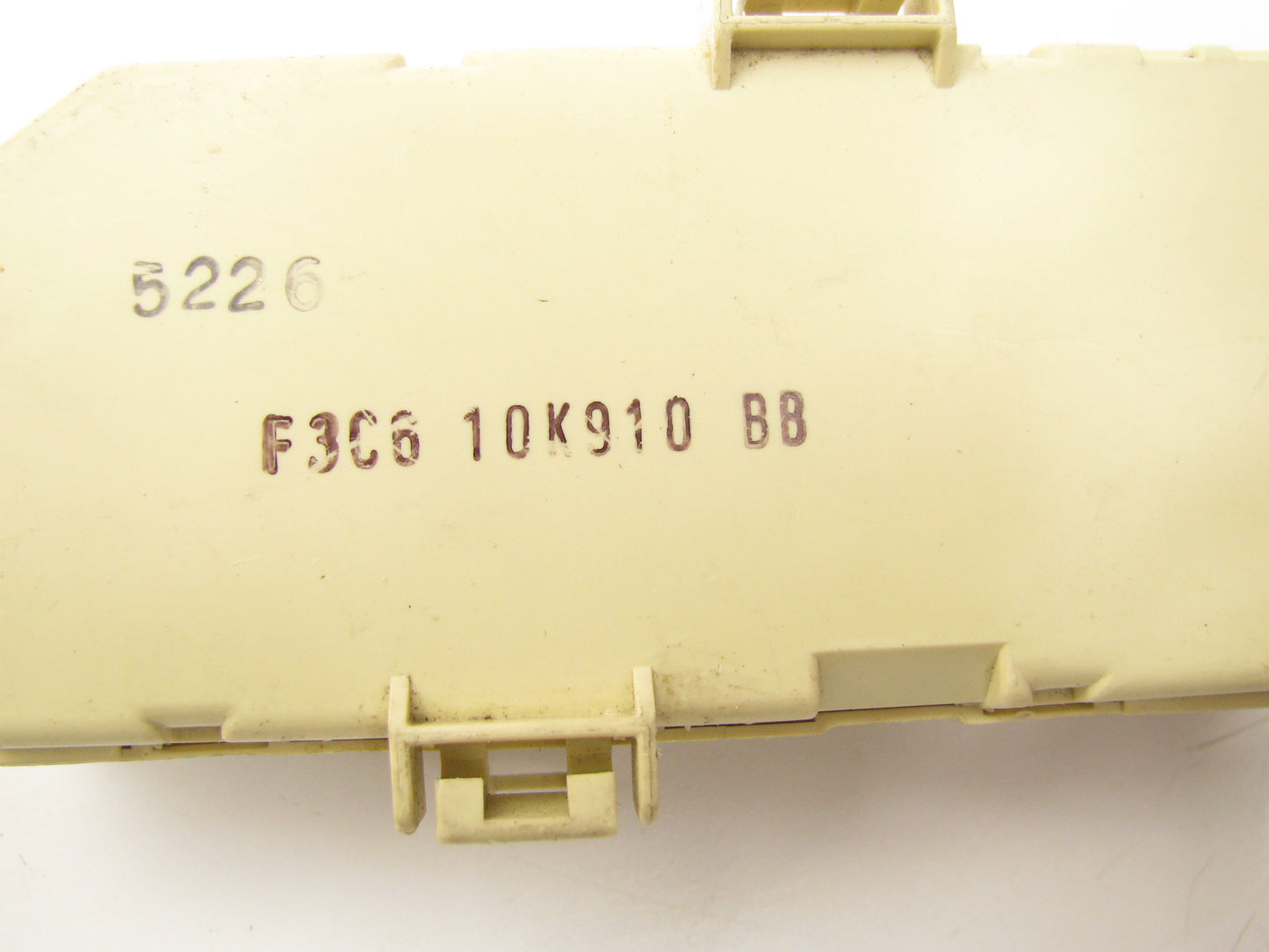 NEW OUT OF BOX - OEM 1991-1996 Escort Underdash Fuse Box Relay # F3C6-10K910-BB