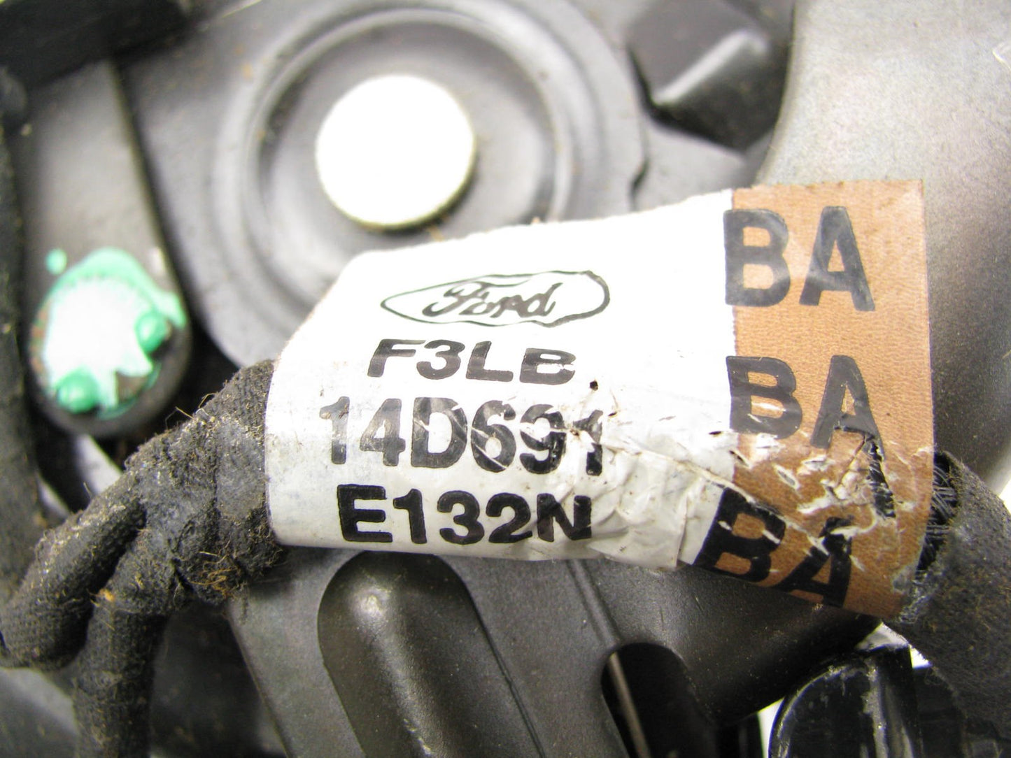 NEW - OUT OF BOX - OEM Ford F3LB-14D691-BA Left Drivers Side Seat Recliner Motor