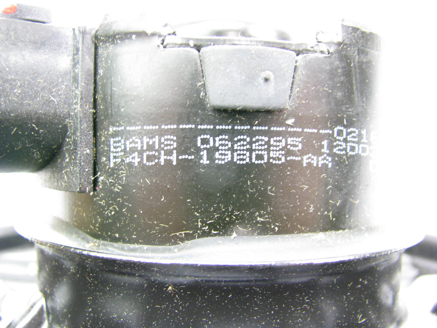 NEW OUT OF BOX OEM Ford F4CH19805AA Blower Motor W/ O Wheel 94-96 Escort Tracer