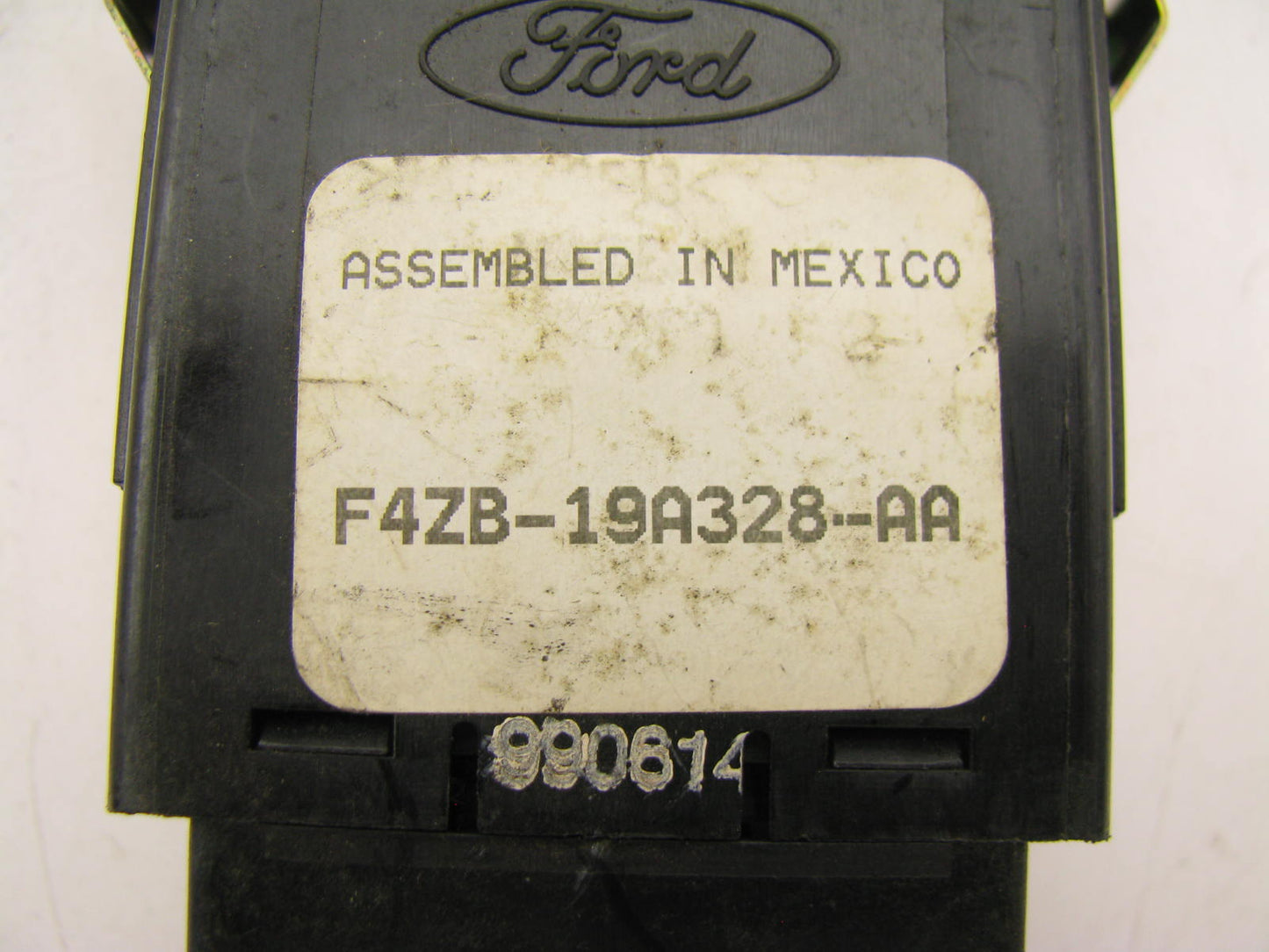 NEW - Out Of Box F4ZB-19A328-AA Rear Defrost Switch 1994-2004 Ford Mustang