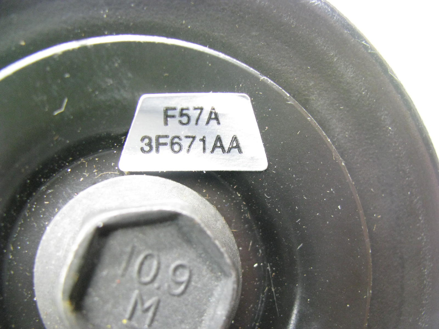 NEW - OUT OF BOX - OEM FORD F57A-3F671-AA Drive Belt Idler Pulley