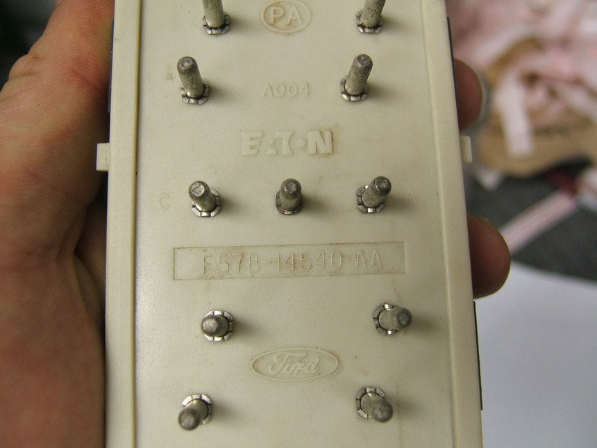 NEW UNBOXED Drivers Main Power Window Switch 1995-2001 Explorer F57B-14540-AA