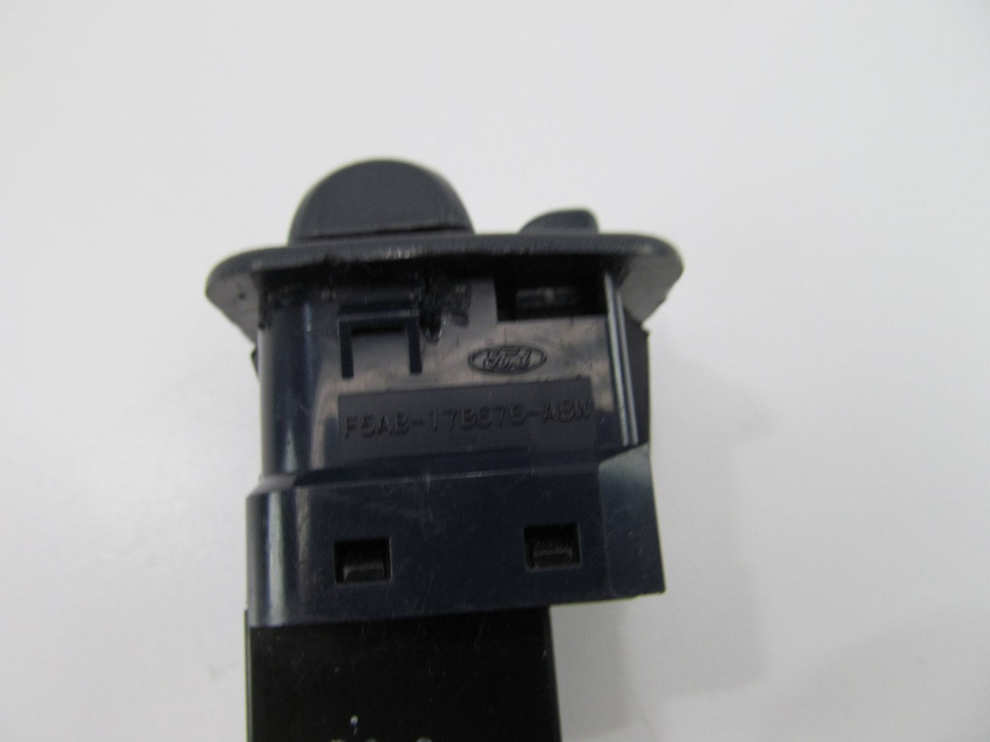 NEW UNBOXED OEM FORD DARK BLUE F5AB-17B676-ABW-BLUE Power Mirror Adjust Switch