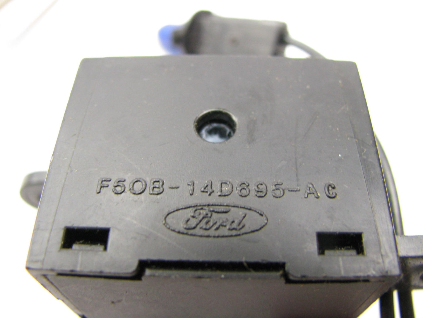 NEW - OUT OF BOX FRONT Left Heated Seat Switch 1995-1997 Lincoln Continental