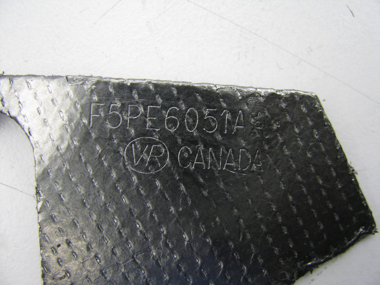 NEW - OUT OF BOX OEM Ford F5PE-6051-AA Cylinder Head Gasket 1988-93 Ford 3.8L V6