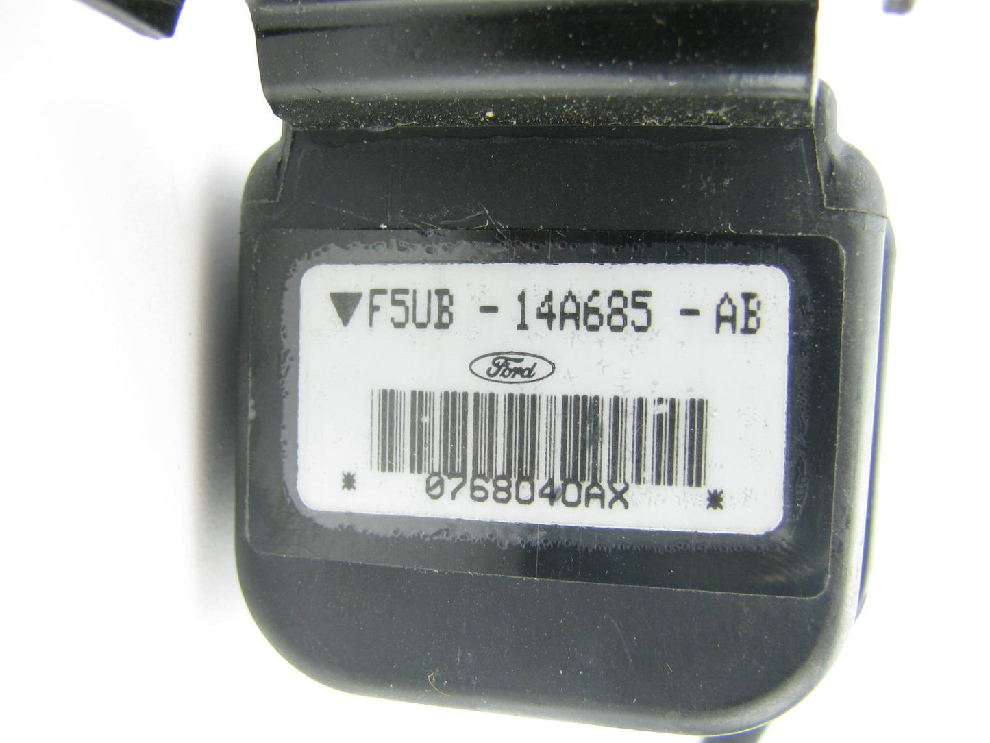 NEW - OUT OF BOX - OEM Ford F5UB-14A685-AB SRS Crash Sensor 1995-1996 E-250 Van