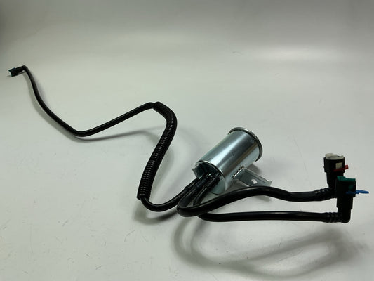 NEW UNBOXED F65238 Fuel Filter