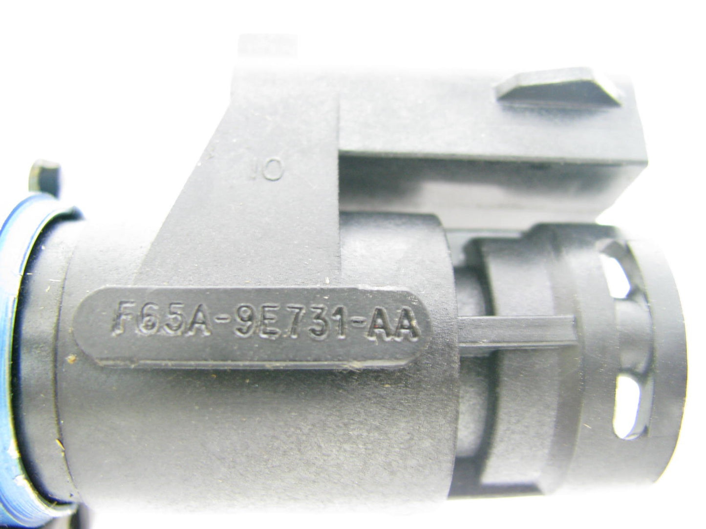 NEW - OUT OF BOX - OEM Ford F65A-9E731-AA Vehicle Speed Sensor DY-942