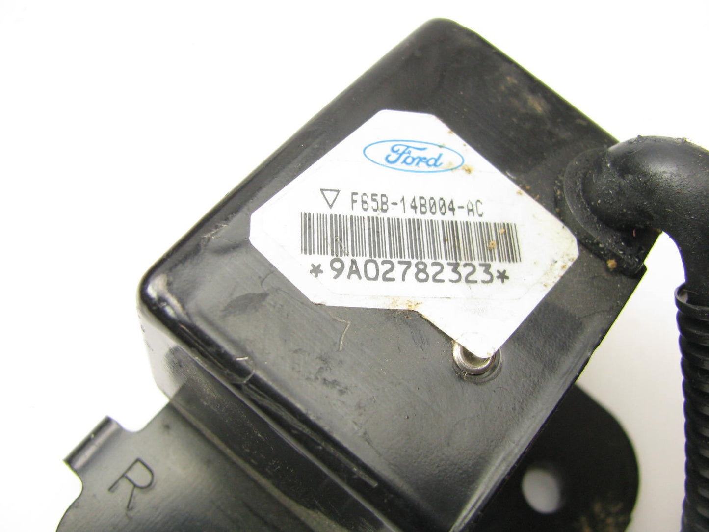 New OUT OF BOX OEM Ford Front Right Side SRS Crash Sensor F65B-14B004-AC