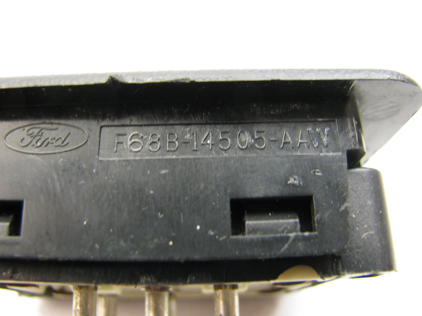 NEW - OUT OF BOX - OEM Ford F68B-14505-AAW Window Vent Switch 1995-98 Aerostar