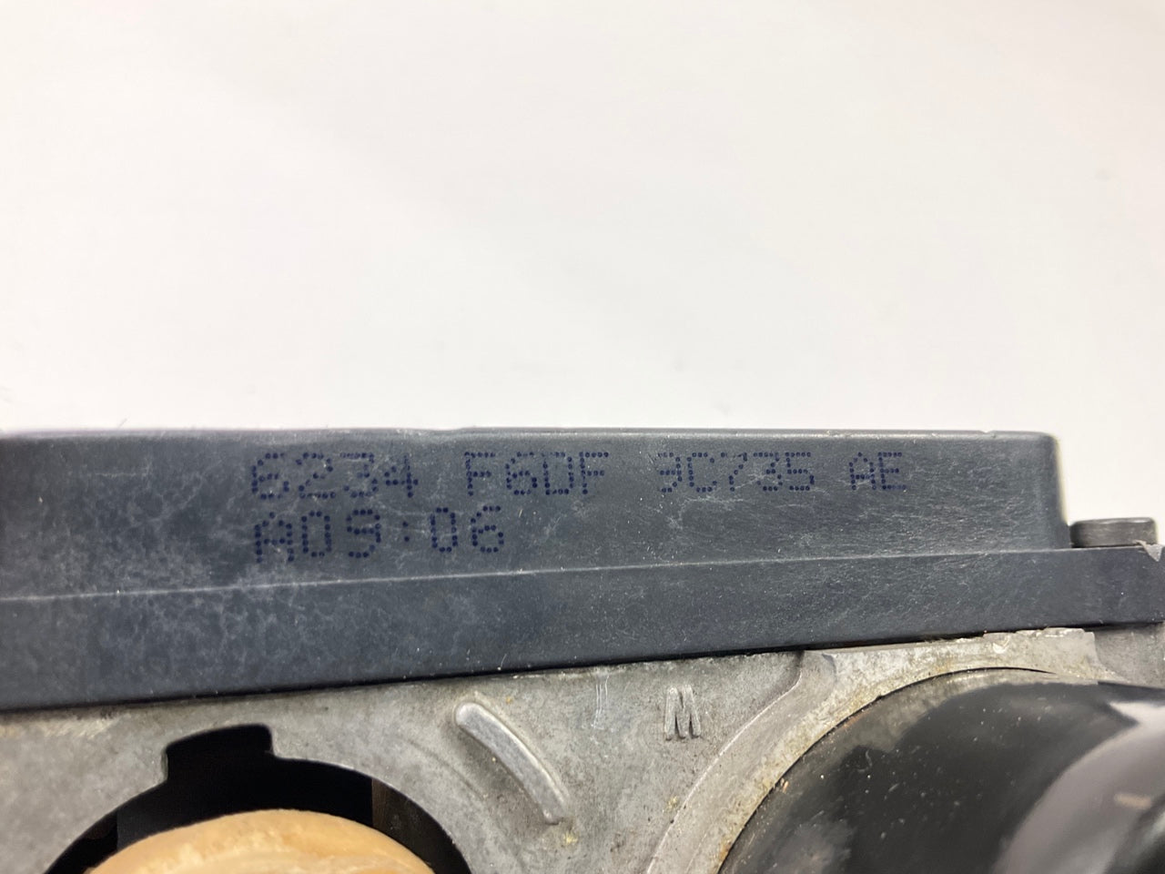 DAMAGED CONNECTOR #2 - NEW UNBOXED OEM Ford F6DF-9C735-AE Cruise Control Module