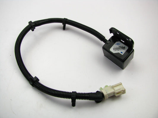 NEW - OUT OF BOX - OEM Ford F70B-14B005-AA FRONT LEFT SRS Crash Sensor
