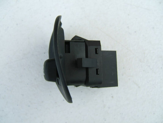NEW - OUT OF BOX - OEM Ford F7C6-14B003-AD Mirror Adjust Switch 1997-2002 Escort