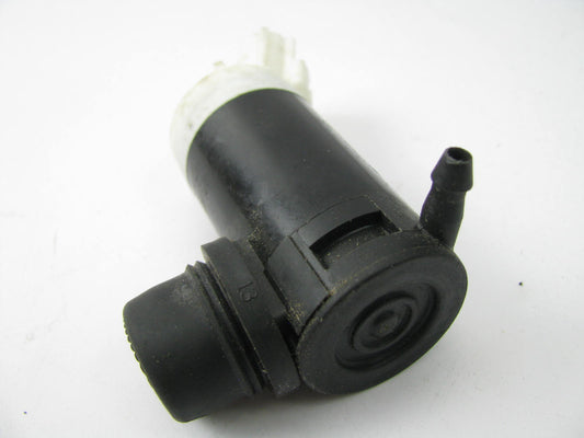 NEW - OUT OF BOX - OEM Ford F7C6-17664-AB Windshield Washer Pump