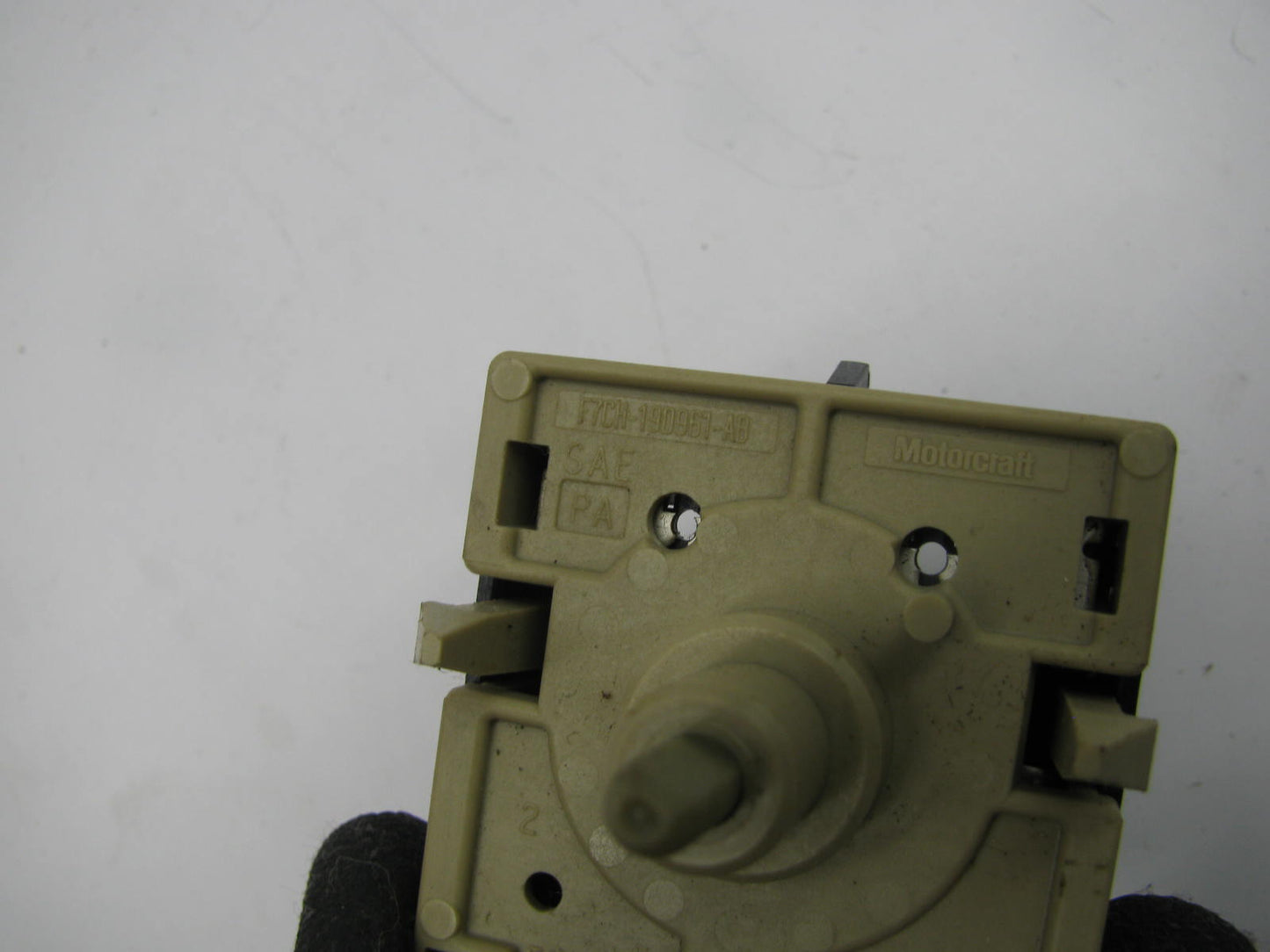 NEW UNBOXED FORD F7CH-19D961-AB HVAC A/C Heater Control Switch 1997-03 Escort