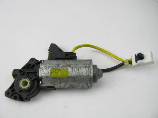 NEW - OUT OF BOX - OEM Ford F7LC-3D538-HB Steering Column Tilt Motor