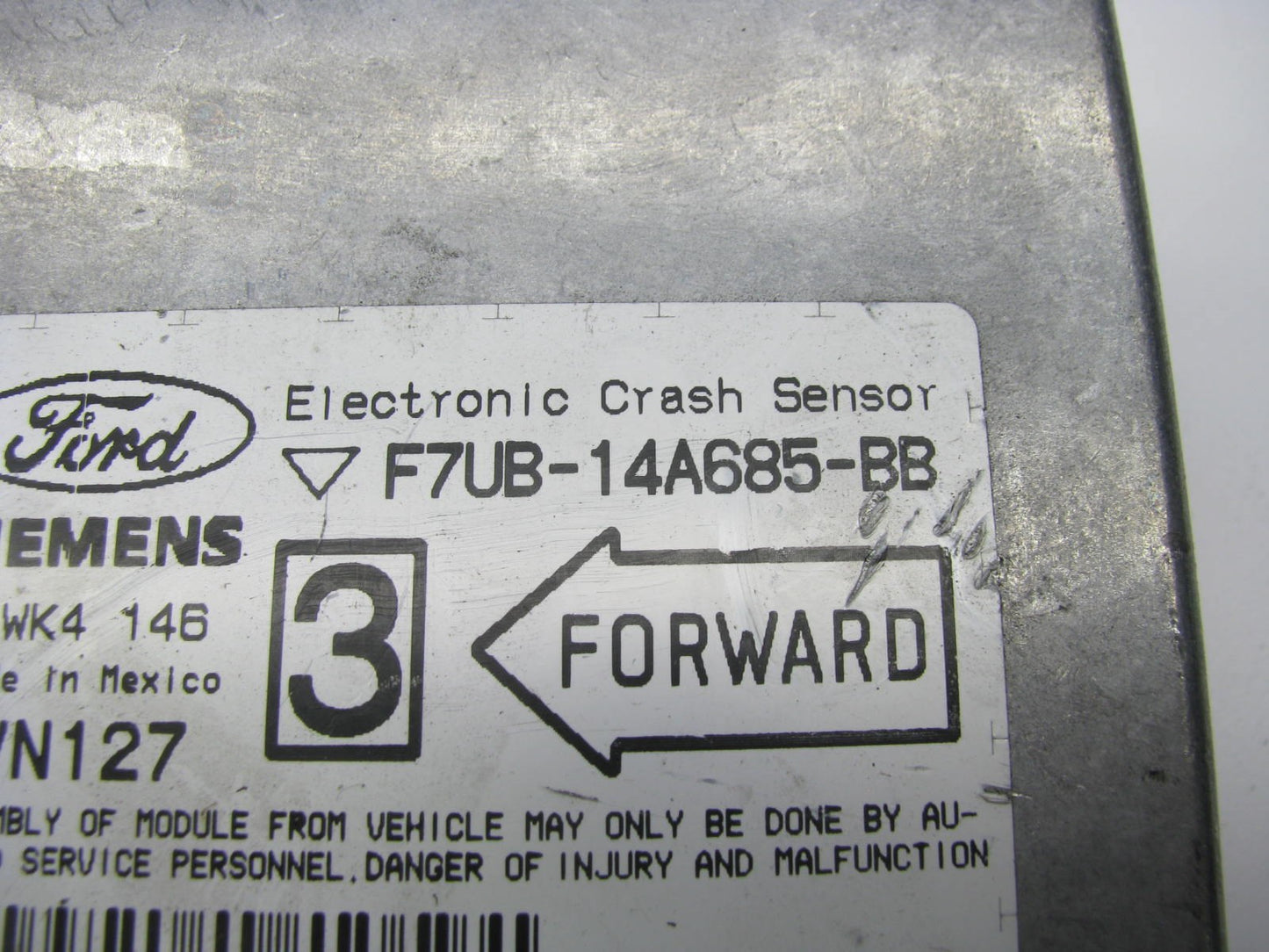 NEW - OUT OF BOX - 1997-03 Ford E150 E250 SRS Control Module F7UB-14A685-BB