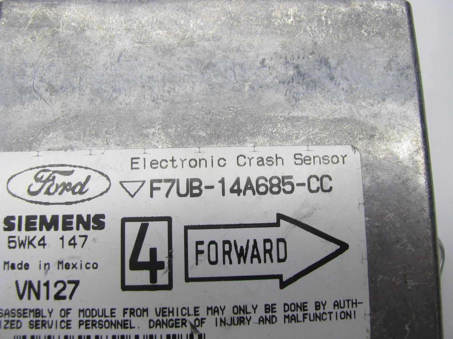 NEW - OUT OF BOX - OEM Ford F7UB-14A685-CC SRS Control Diagnostic Module ECU