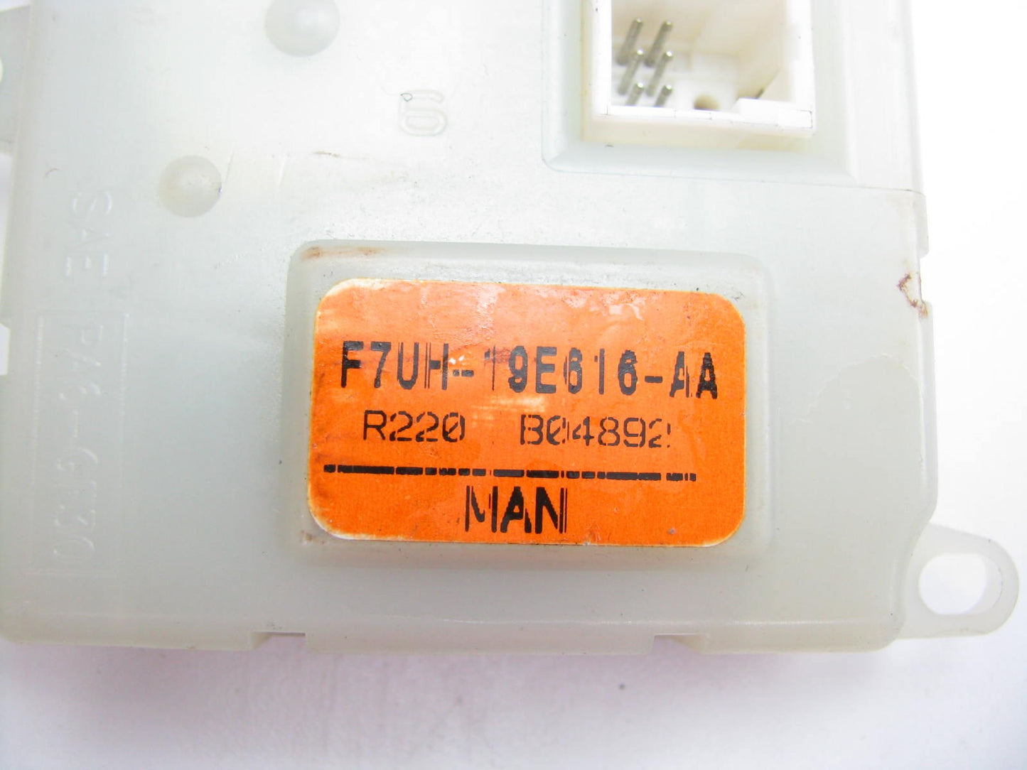 NEW - OUT OF BOX - OEM Ford F7UH-19E616-AA HVAC Heater A/C Blend Door Actuator