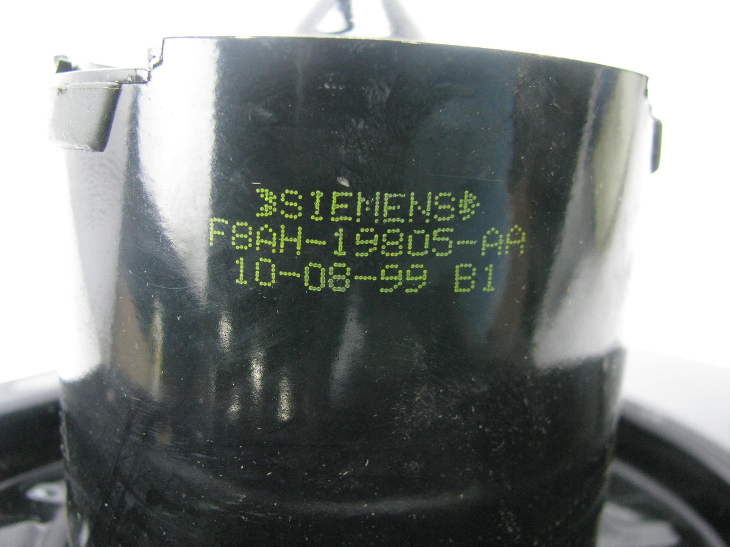 NEW - OUT OF BOX - OEM FORD F8AH-19805-AA HVAC Blower Motor