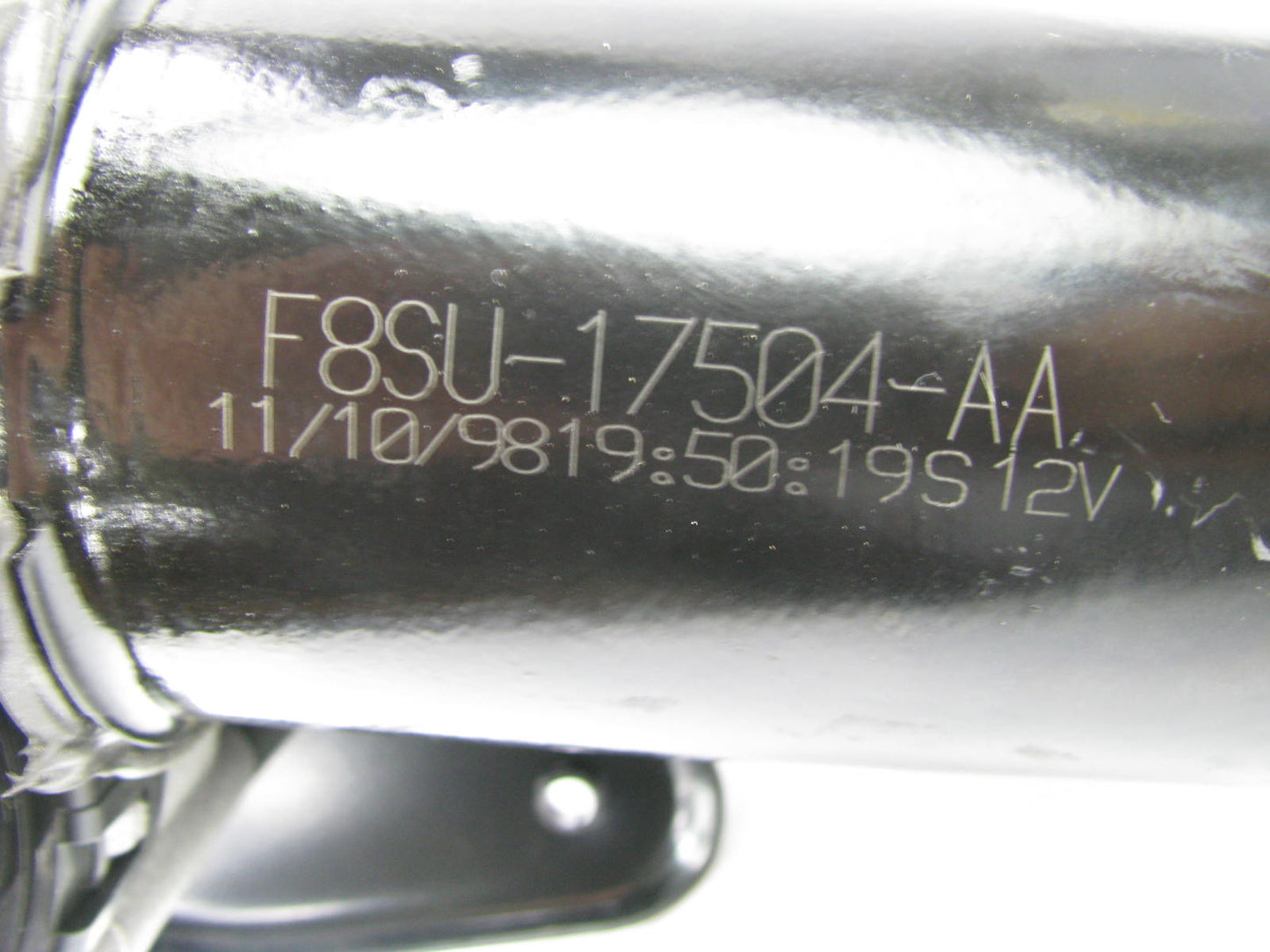 NEW - OUT OF BOX FORD F8SU-17504-AA Windshield Wiper Motor 1993-1997 Thunderbird