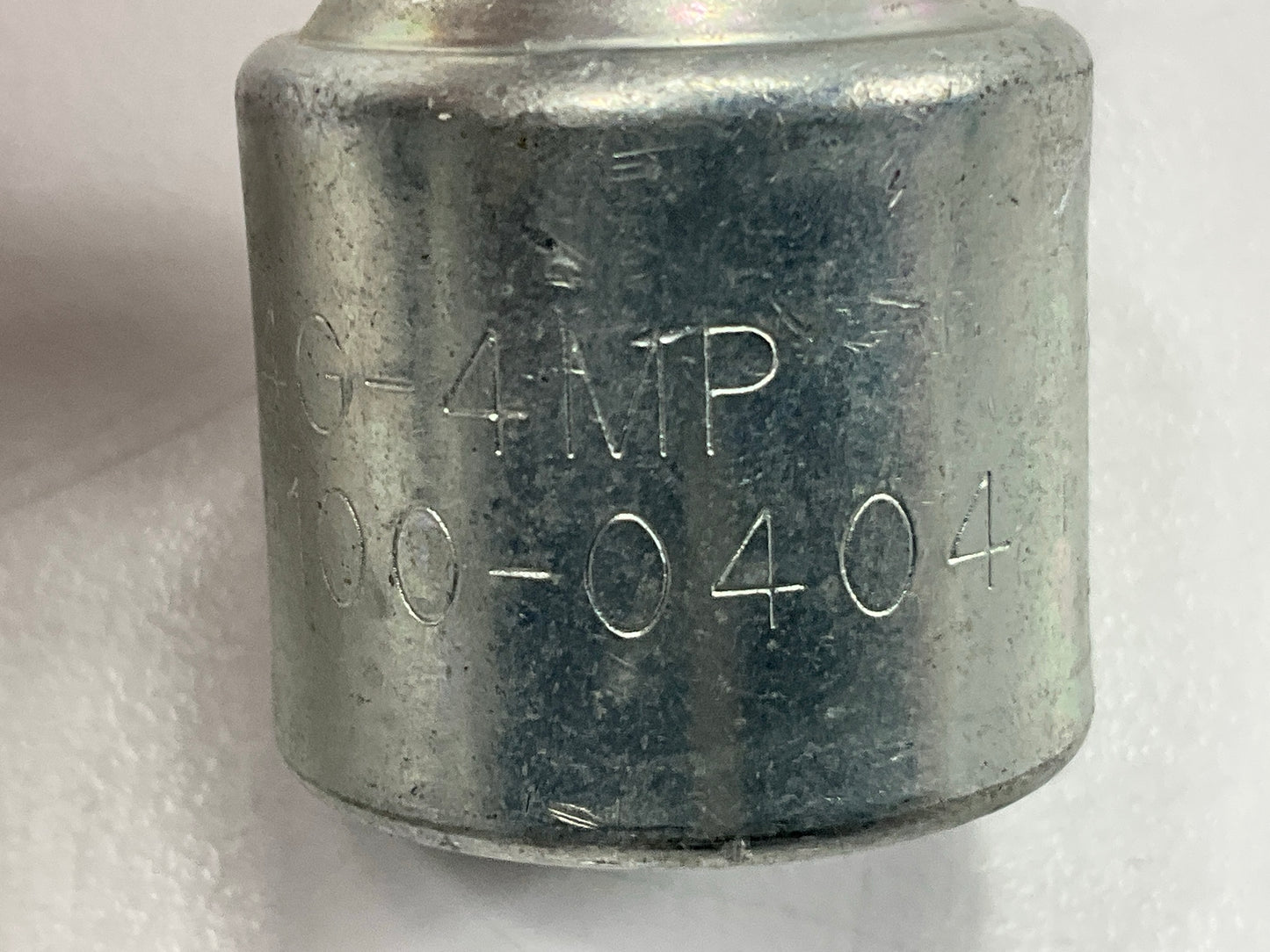 (10) UNBOXED Gates G25100-0404 Hydraulic Hose Fitting Coupler 1/4'' Hose 1/4-18