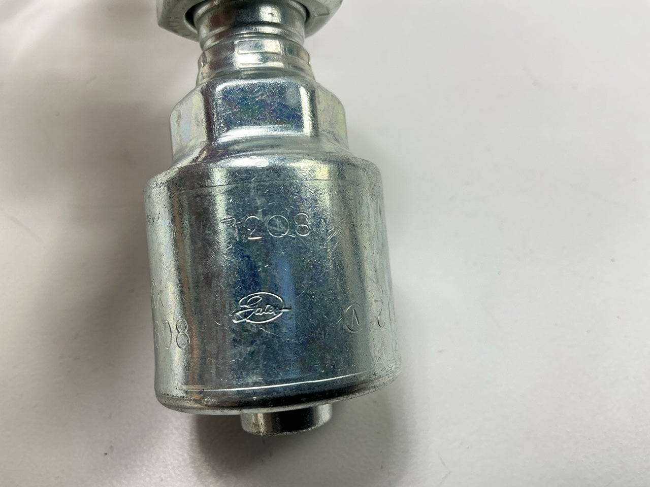 UNBAGD Gates G25230-0808 Straight Female Flat Face Swivel Megacrimp G25 Coupling