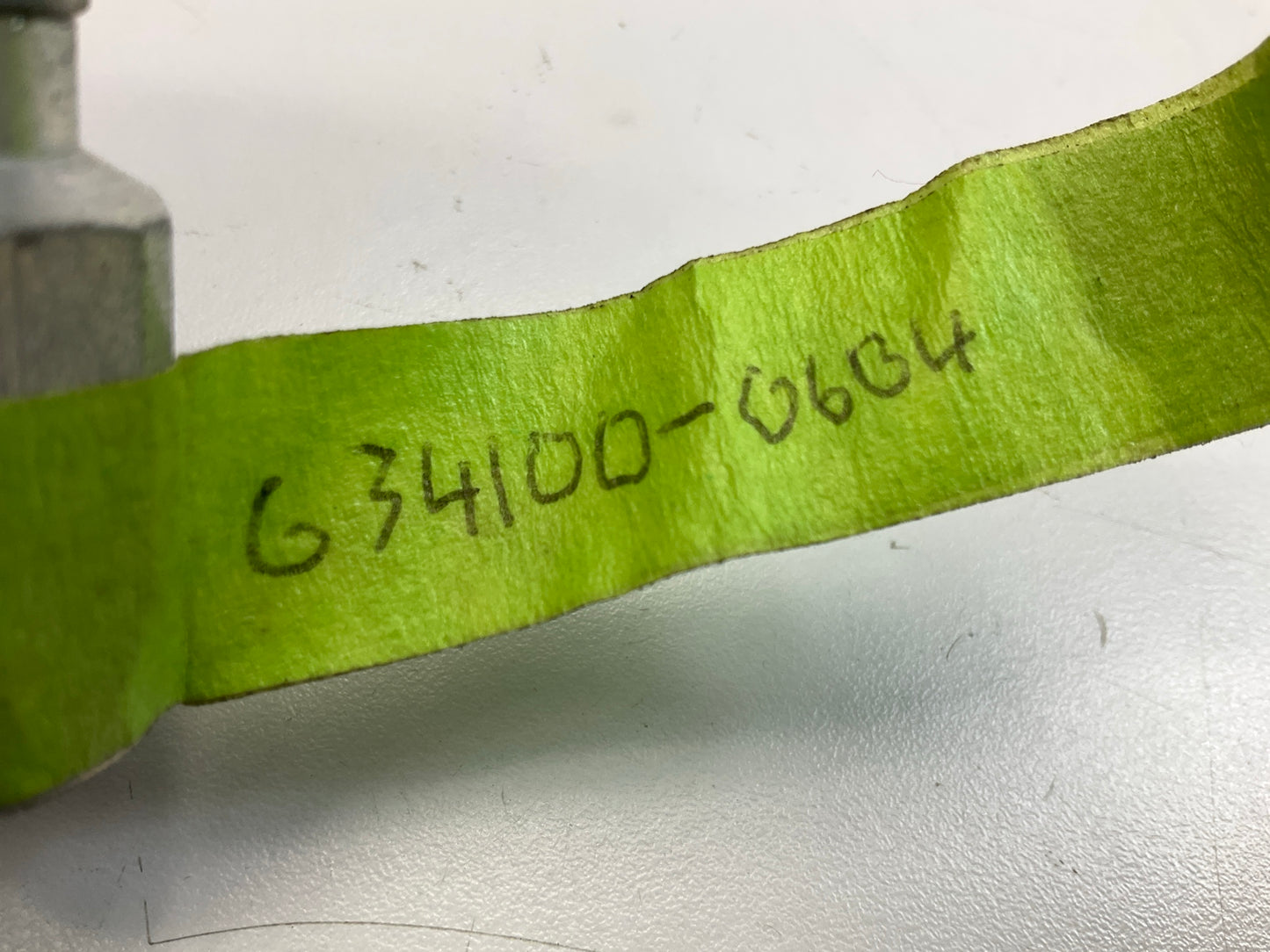 NEW UNBOXED - G34100-0604 Mega Crimp Hydraulic Coupling 5/16'' ID, 1/4-18 Thread