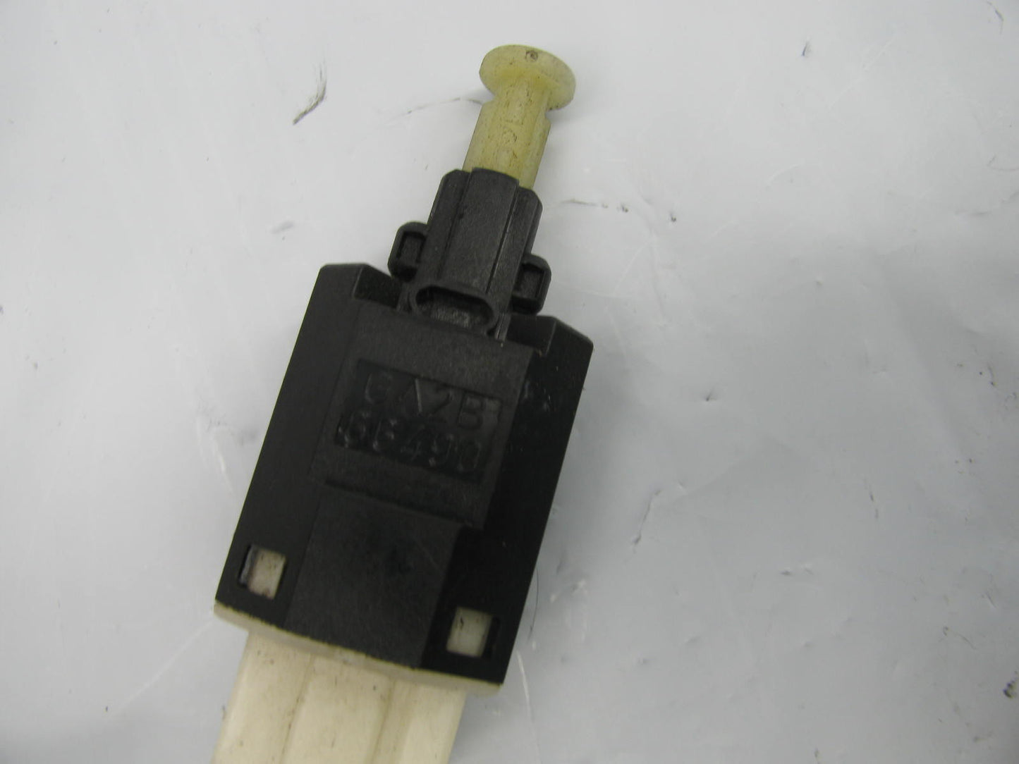 NEW - OUT OF BOX GA2B66490 Brake Light Stop Lamp Switch