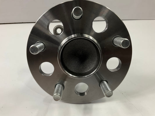 NEW - UNBOXED AFTERMARKET HA590424 Rear Right Wheel Bearing And Hub Assembly
