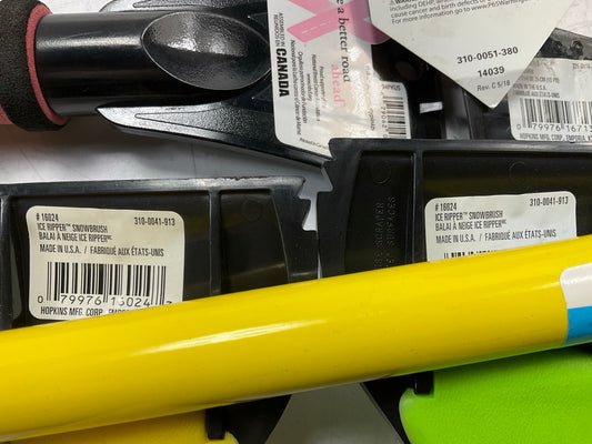 31 Pcs - Assorted Mixed Ice Scraper & Snow Broom Brush - ICE SCRAPER Lot # 23