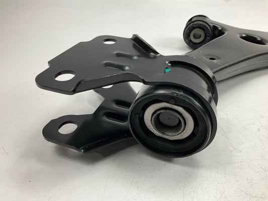 NEW - OUT OF BOX K622906 Front Right Lower Suspension Control Arm & Ball Joint