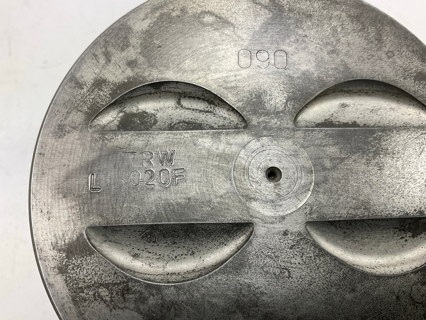 NEW UNBOXED TRW L3020F-60 Flat Top Cast Piston .060'' 1962-1969 Chevy 327-V8