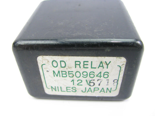 NEW - OUT OF BOX MITSUBISHI MB509646 Accessory Power / Overdrive Relay