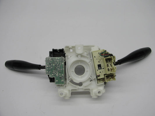 NEW - OUT OF BOX MITSUBISHI MB863530 Turn Signal Combination Switch