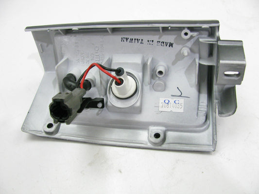 NEW AFTERMARKET For 1988-1989 Nissan D21 Hardbody LH Park Turn Light Side Lamp