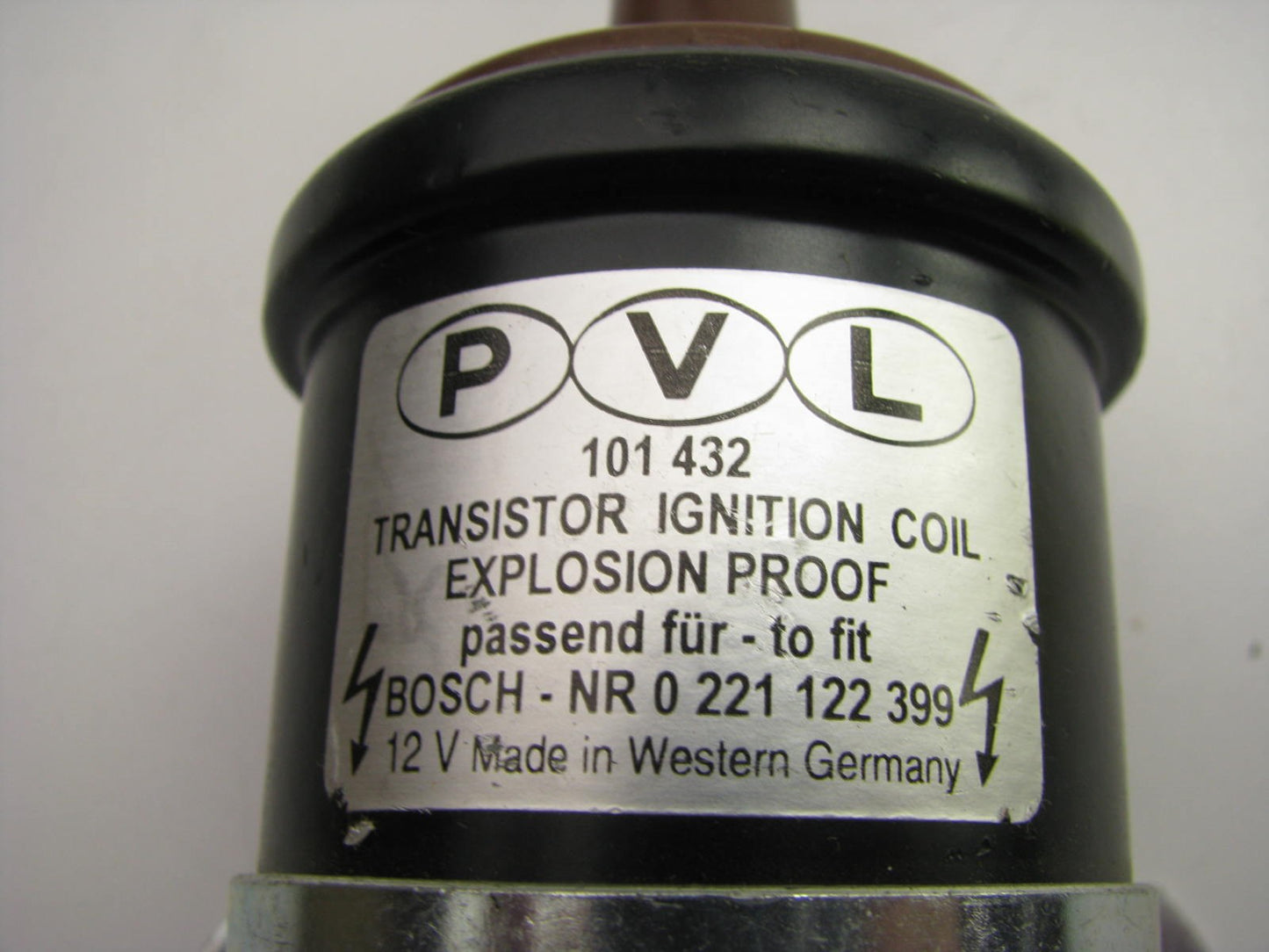 NEW - OUT OF BOX - GENUINE PVL 101-431 0221122399 Ignition Coil