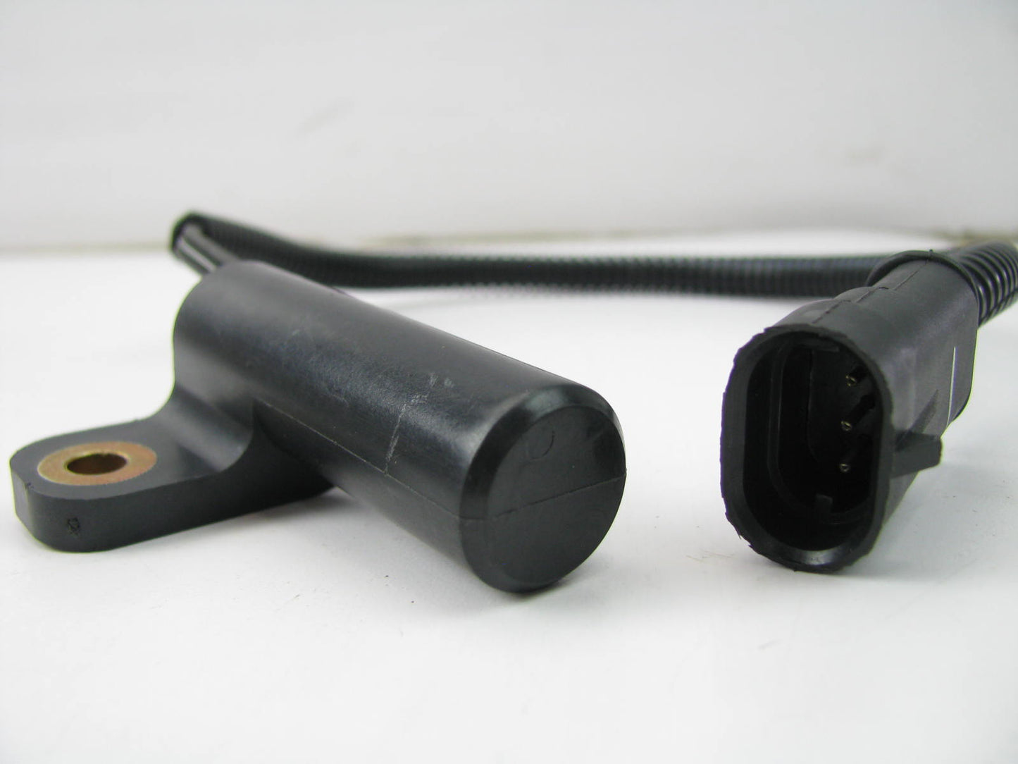 NEW - OUT OF BOX PC42 Engine Crankshaft Position Sensor For 1993-96 Jeep 4.0L-L6
