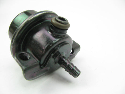 NEW UNBOXED PR17 Stock Replacement Fuel Pressure Regulator 1986-92 Ford 2.9L-V6