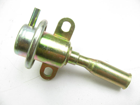 NEW - OUT OF BOX PR142S Fuel Pressure Regulator 1991-1996 Ford Mercury 1.8L