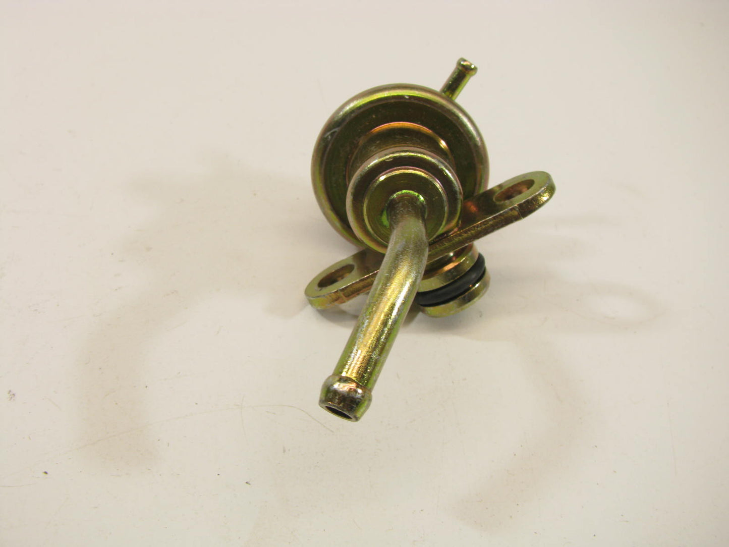 NEW - Out Of Box PR212 Fuel Injection Pressure Regulator 1995-99 Mitsubishi 2.0L