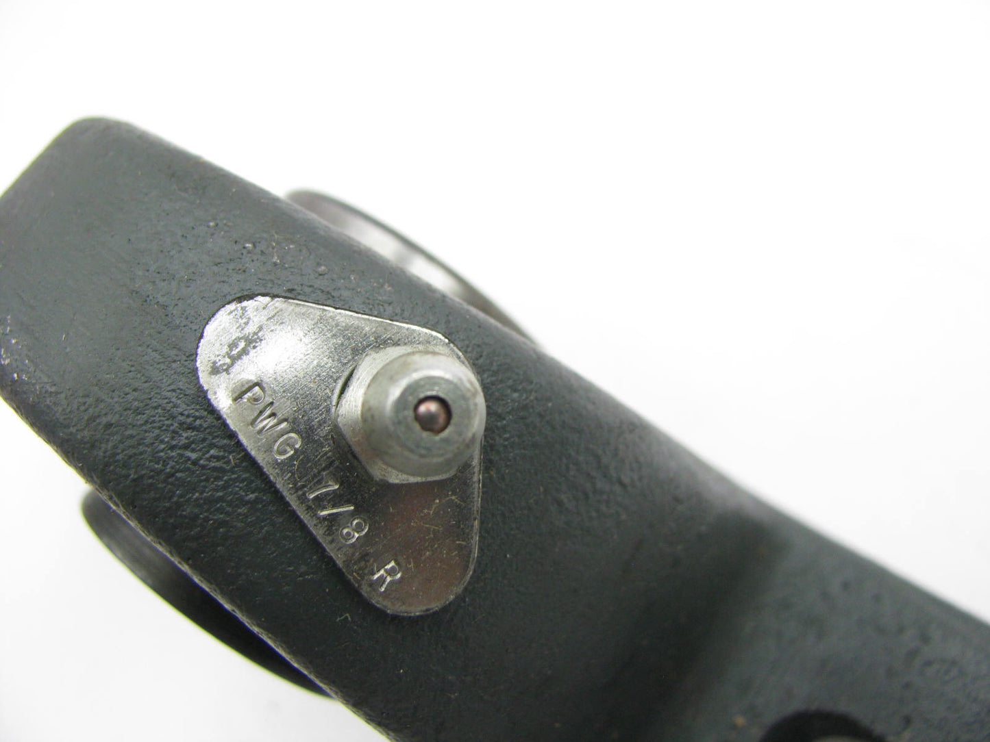 NEW OUT OF BOX PWG 7-8R Cast Iron Pillow Block Bearing 0.875'' Bore 1.625'' Width