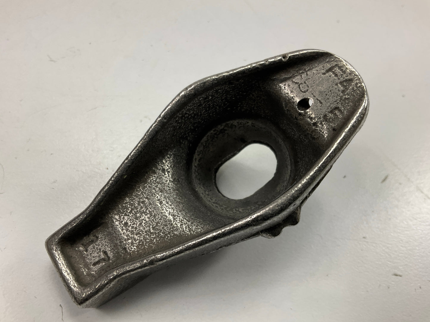 NEW - UNBOXED R-847A Engine Rocker Arm For 1963-1978 Ford 289 302 351W-V8