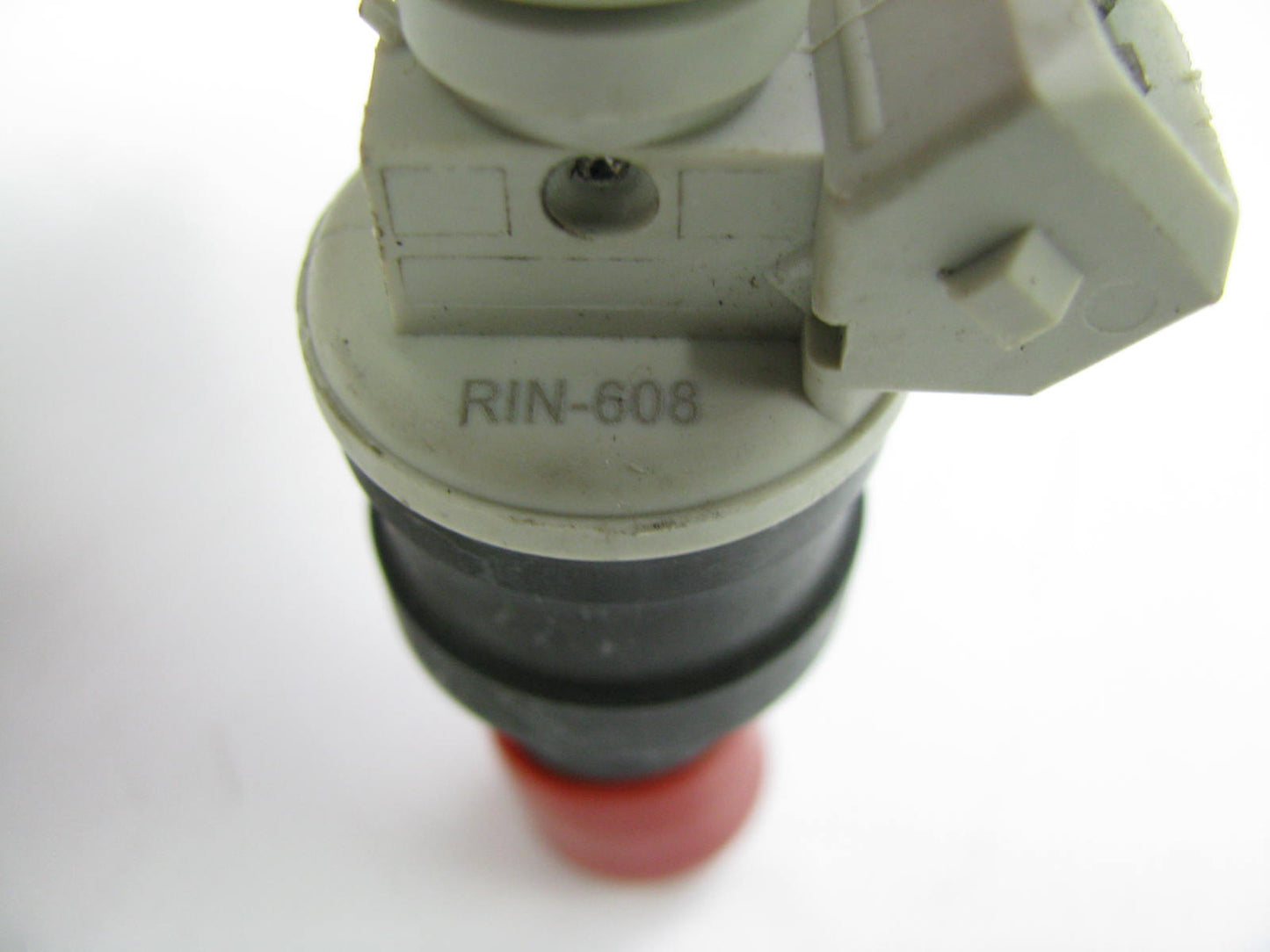 NEW - OUT OF BOX RIN-608 Fuel Injector - 57076 CM-4705 4G1215 FJ712 F1ZZ-9F593-