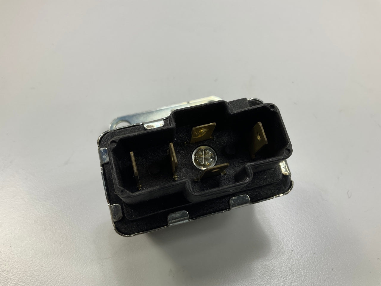 NEW - OUT OF BOX RY-20 HVAC Blower Motor Relay
