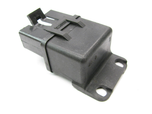 NEW - Out Of Box RY76 A/C Compressor Control Relay - D1735A 35905 19956