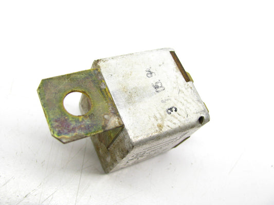 NEW - OUT OF BOX - OEM BMW SARR SAR9220 BMW Sunroof Relay 12V